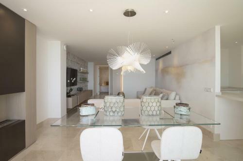 Front Line Beach Apartment Costa Del Sol