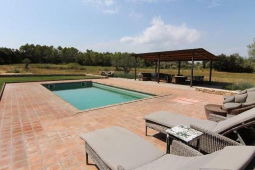 Fonteta Villa Sleeps 8 Pool Wifi