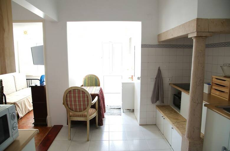 Hostal Sunny Lisbon - Guest House And Residence