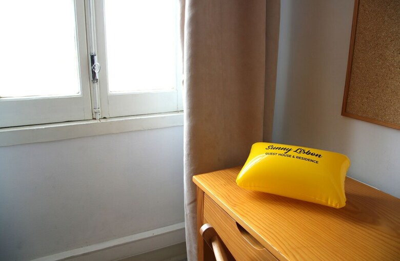 Hostal Sunny Lisbon - Guest House And Residence