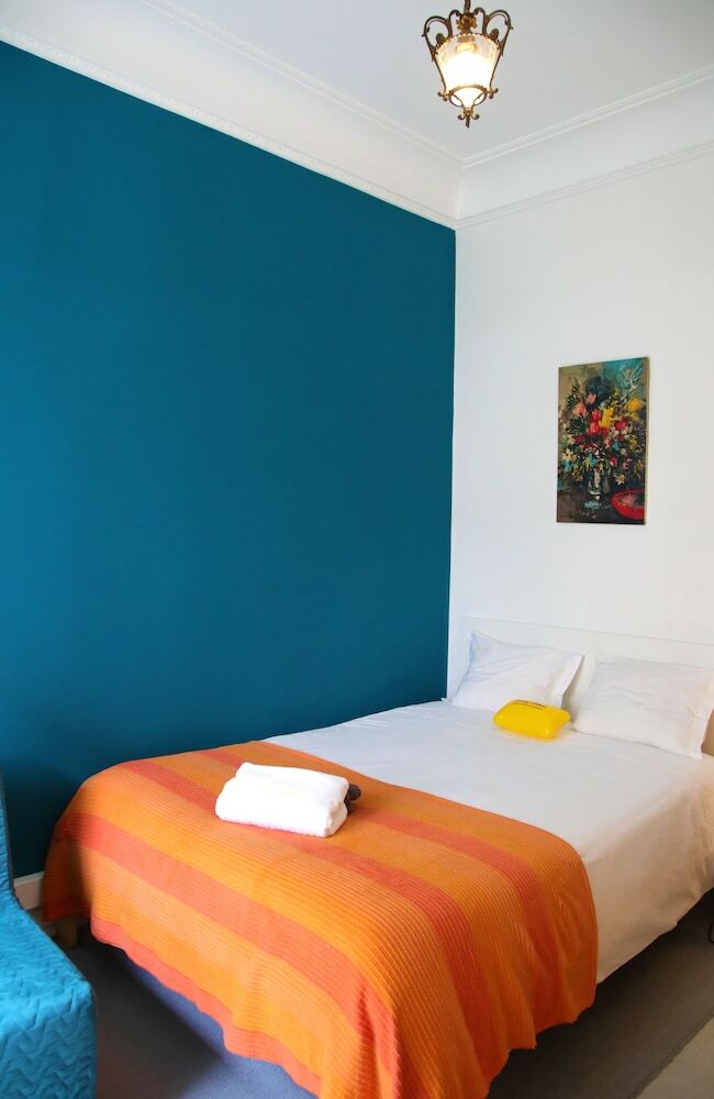 Hostal Sunny Lisbon - Guest House And Residence