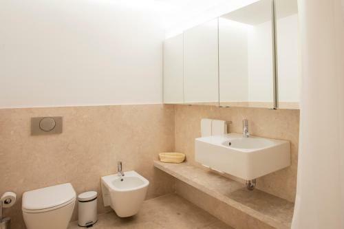 Lisbon Inside Connect - Santa Catarina Apartments