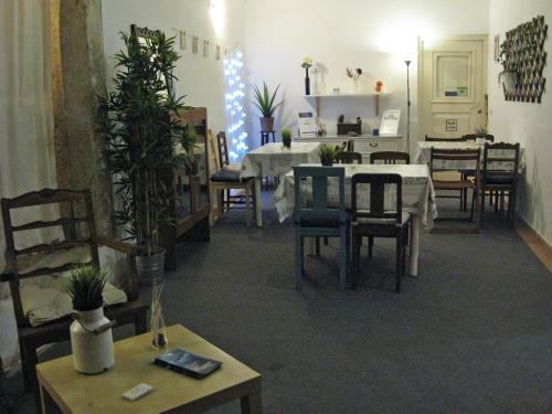 Johnies Place Lisbon Hostel