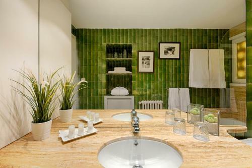 Hostal El Porxo B&B