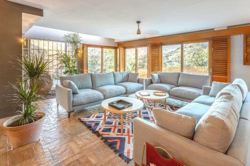 Genteel Home Casa Del Cad�