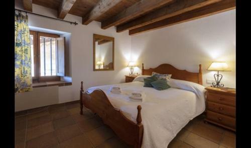 Gironella Villa Sleeps 11 With Pool