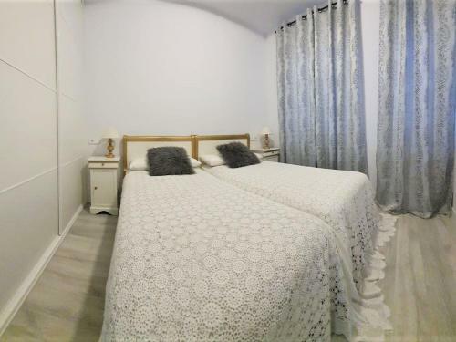Elegant Apartment In Gij�n With Balcony