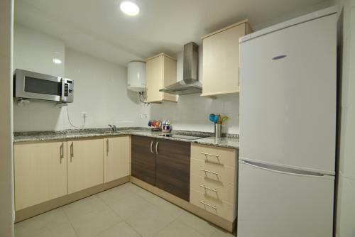 Apartment With One Bedroom In Gudar With Wifi
