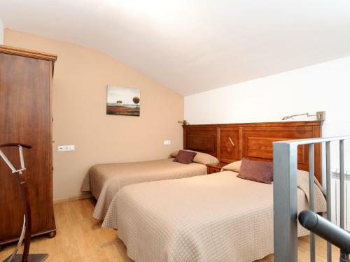 Pleasant Apartment In Gudar With Fireplace