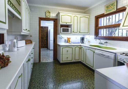 Xabia Villa Sleeps 6 Pool Wifi