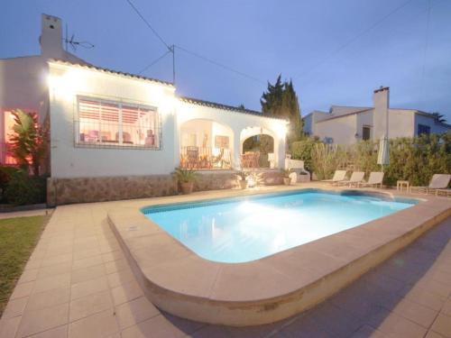Javea Villa Sleeps 6 Pool Wifi