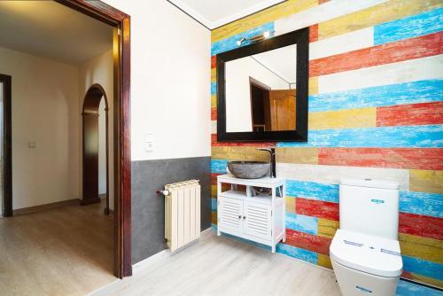 Javea Villa Sleeps 16 With Pool And Wifi