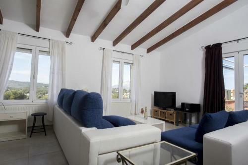 Javea Villa Sleeps 4 With Pool And Free Wifi