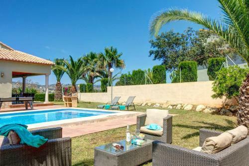 0339 Villa Fresno