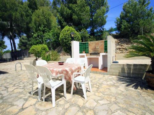Javea Villa Sleeps 6 With Pool And Wifi