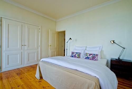 Bed & Breakfast Cascais Front Sea Bay View