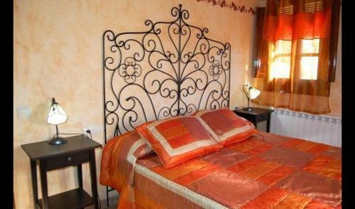 Juncosa Villa Sleeps 11 With Pool
