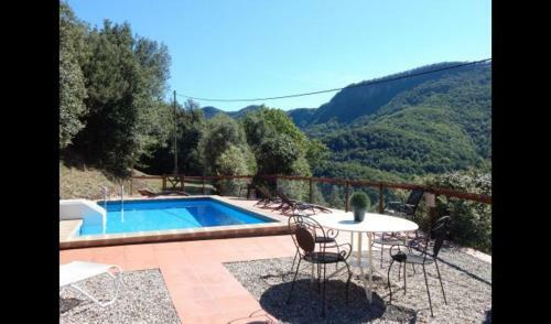 Joanetes Villa Sleeps 8 With Pool