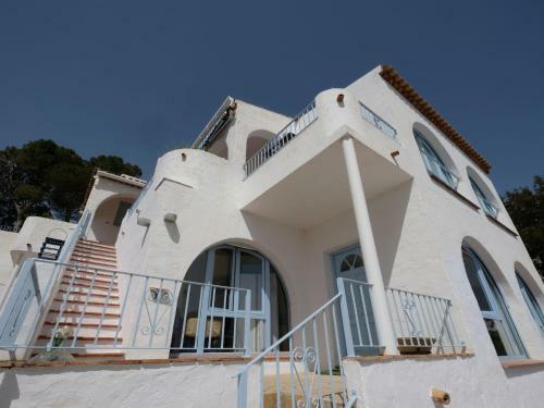 Villa Mariona