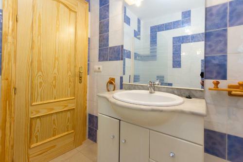 Villa Privada Familiar Con Piscina_rovell�