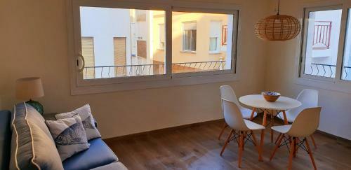 Les Llambrich - Apartamentos Tur�sticos