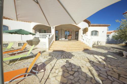 Villa Nicole