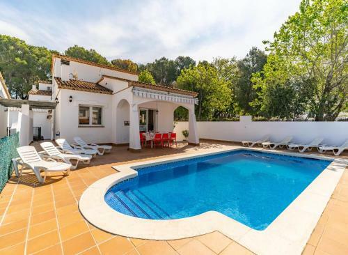 Villa Holiday Home Odri