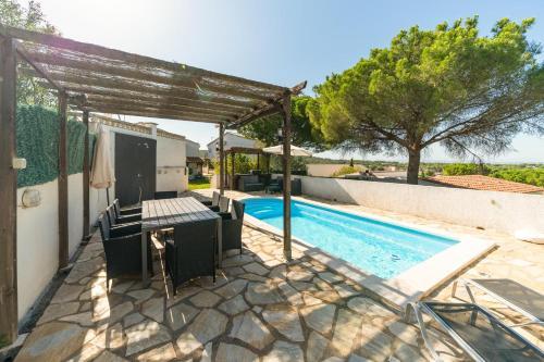 Villa Holiday Home Antonella