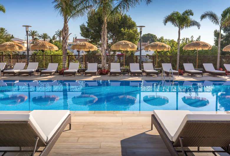 Hotel Barcel� La Nuc�a Hills