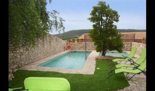 La Llacuna Villa Sleeps 6 With Pool