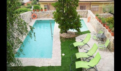 Villa In La Llacuna Sleeps 6 With Pool