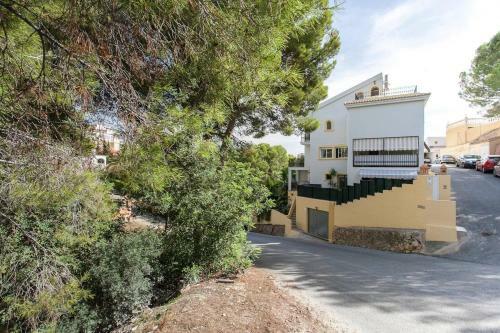 Lovely 3-bed House In La Nucia