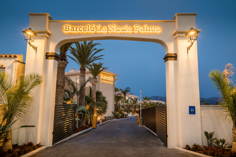 Hotel Barcel� La Nuc�a Palms