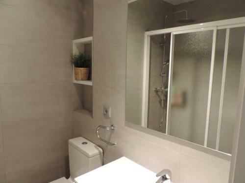 Apartamento Homing La Pineda 23