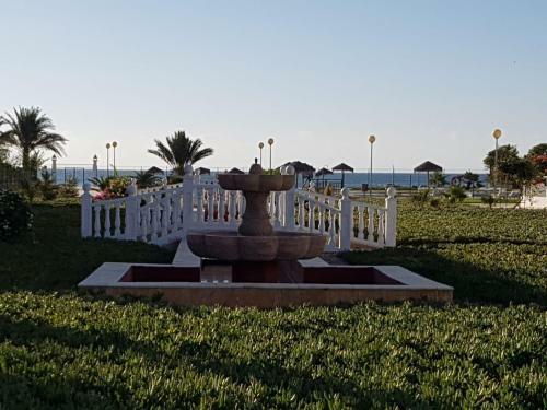 Apartamento En Primera L�nea de Vera Playa!!!
