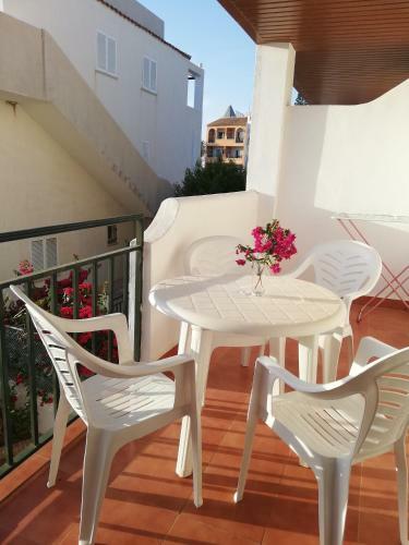 Apartamento En Primera L�nea de Vera Playa!!!