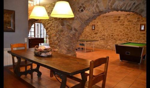 La Pobla de Lillet Villa Sleeps 13 With Pool