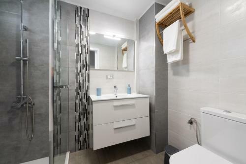 New Apartment On The First Line Las Canteras