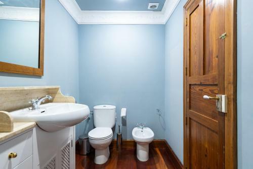 Amplia Villa de Lujo Con Piscina Climatizada