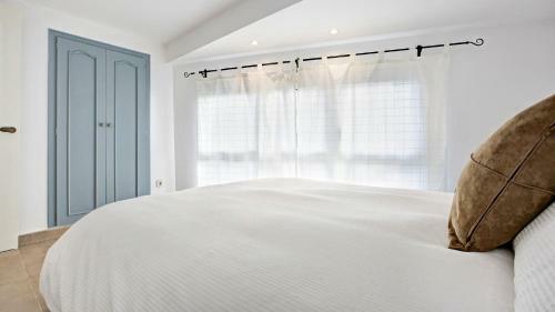Apartment- Martinez