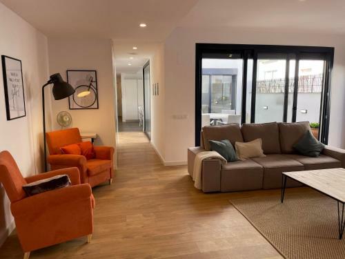 Llafranc Holiday Home Sleeps 8 With Air Con