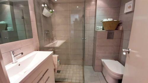 Llafranc Apartment Sleeps 6 Pool Wifi