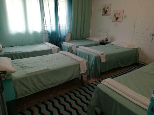 Hostal Apartment Santiago Llan��