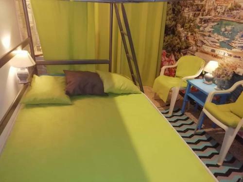 Hostal Apartment Santiago Llan��