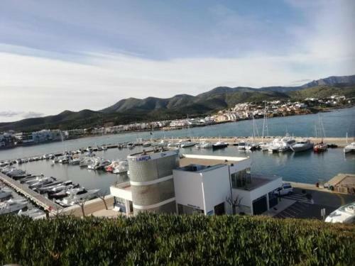 Hostal Apartment Santiago Llan��