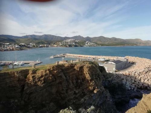 Hostal Apartment Santiago Llan��