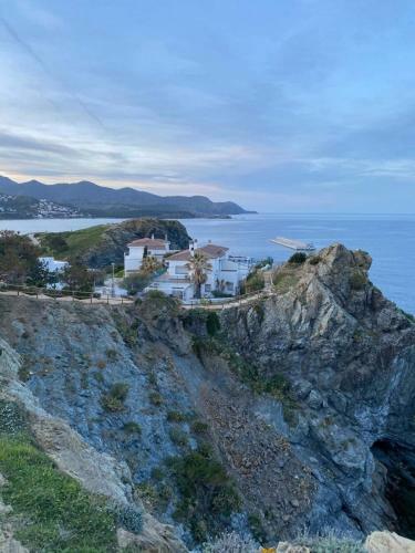 Hostal Apartment Santiago Llan��