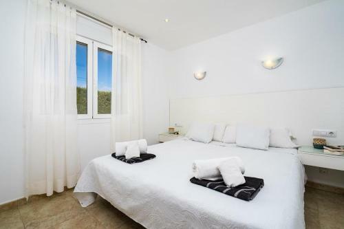 Lleus Villa Sleeps 4 Pool Air Con Wifi