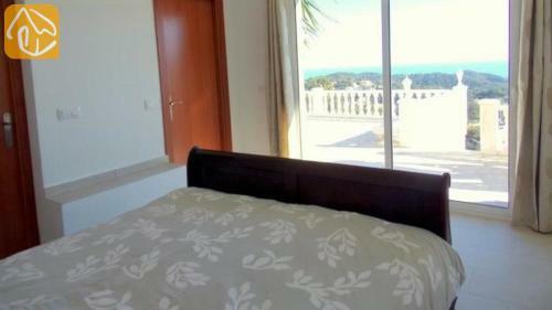 Lloret de Mar Villa Sleeps 17 Pool Wifi