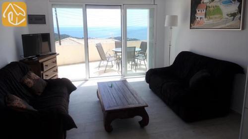 Lloret de Mar Villa Sleeps 17 Pool Wifi